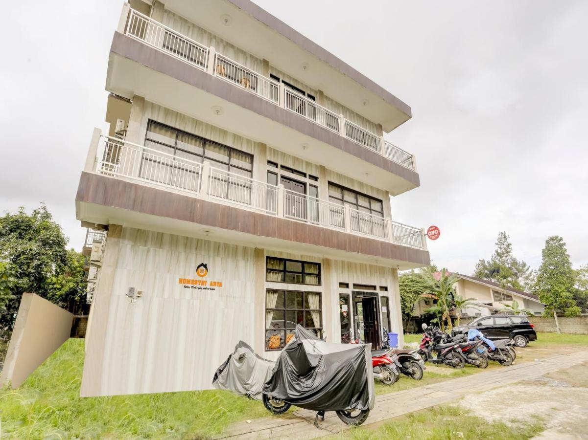 Oyo 3870 Homestay Arya Samarinda Ngoại thất bức ảnh