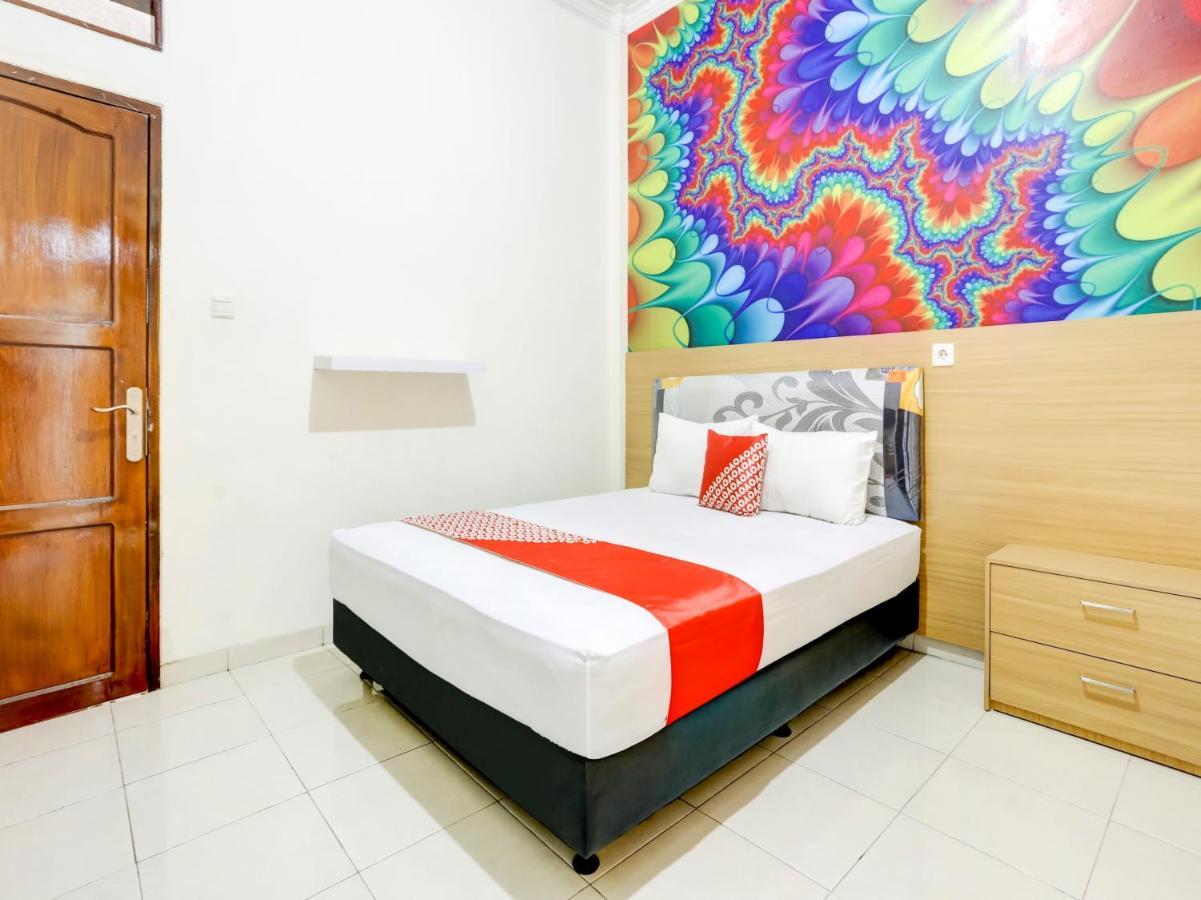 Oyo 3870 Homestay Arya Samarinda Ngoại thất bức ảnh