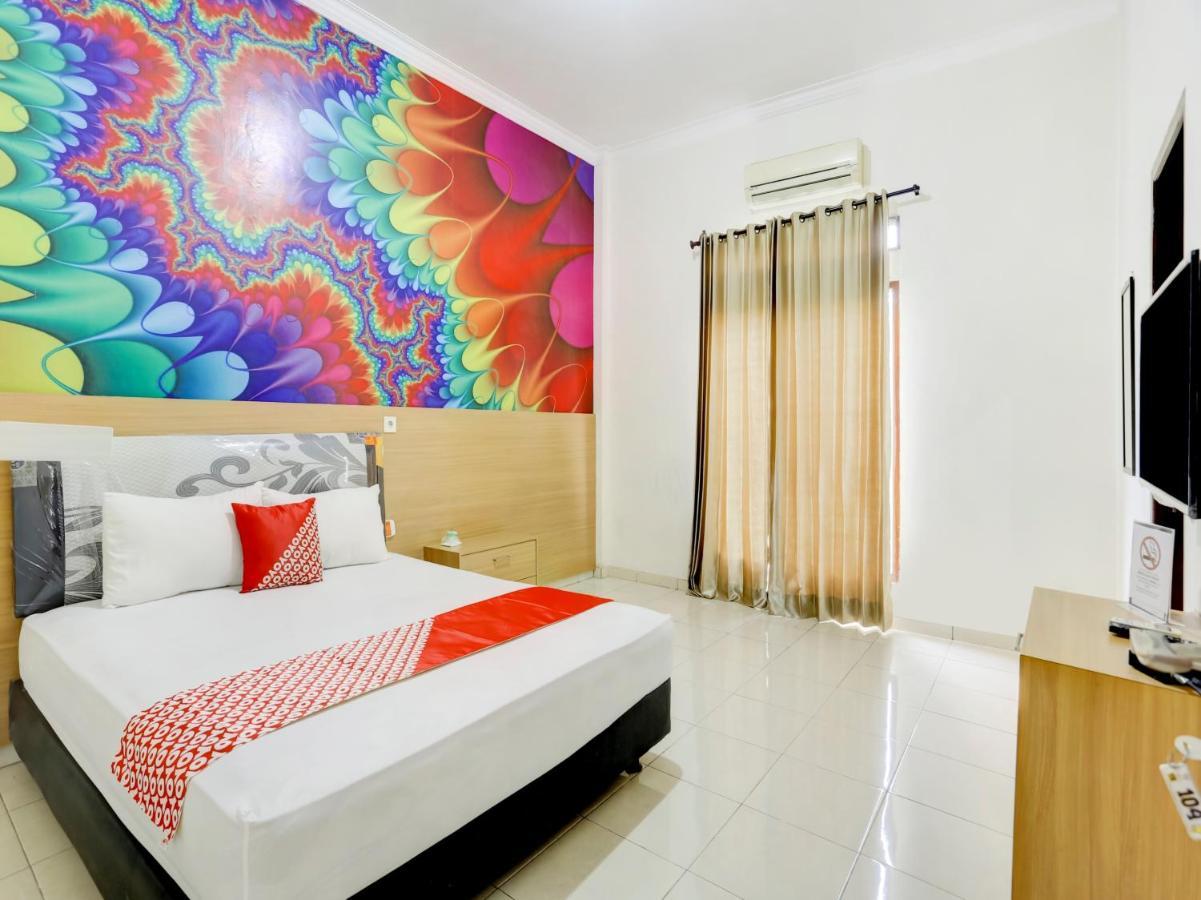 Oyo 3870 Homestay Arya Samarinda Ngoại thất bức ảnh